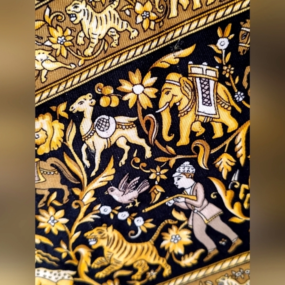 Hermes Chasse En Inde Black & Gold Silk Scarf - Picture 12 of 16